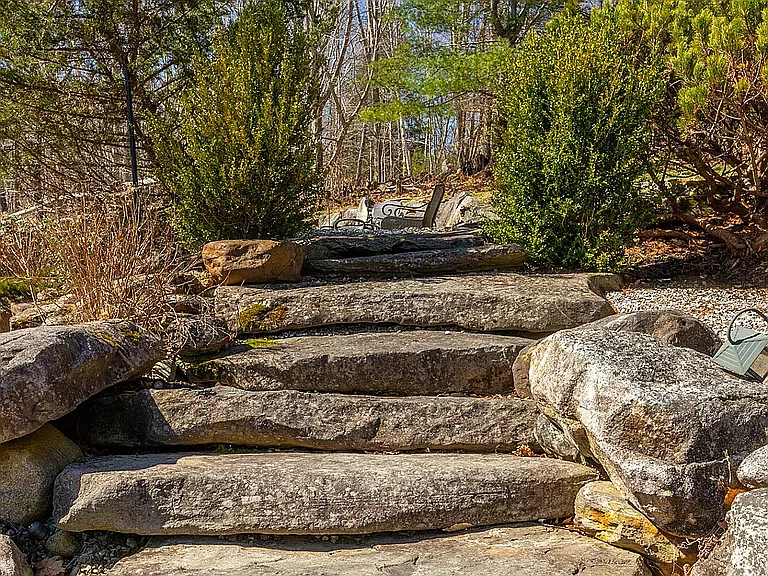 Rock steps up to fire pit