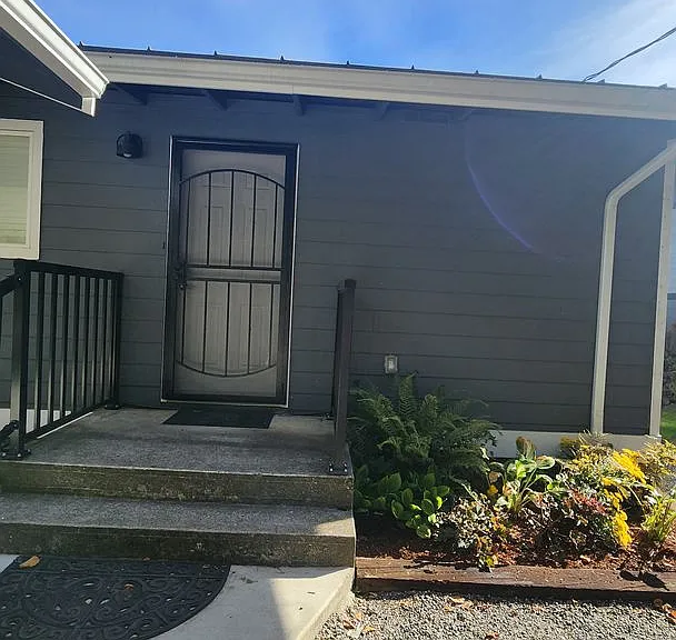 The Grandview — Photo 3