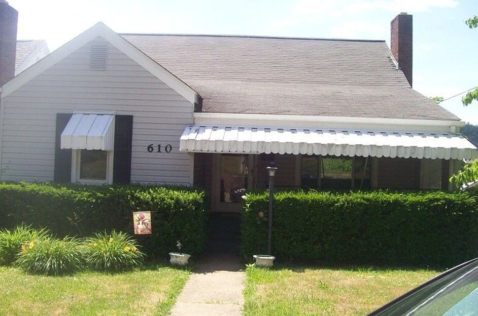 1st image of 614 6th St
