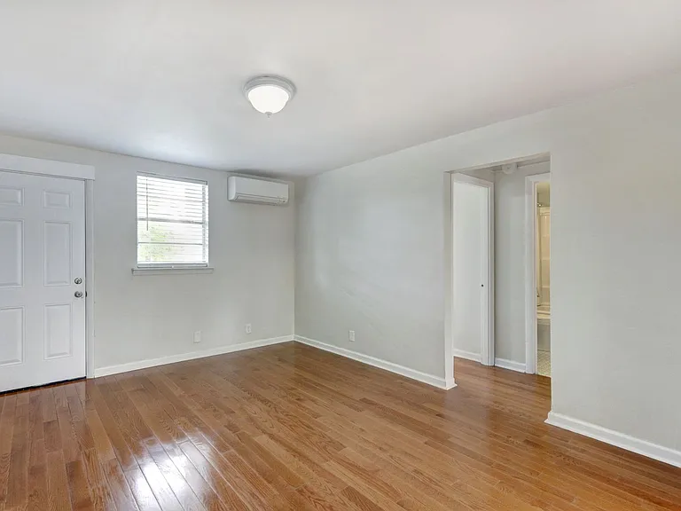 737 E Gwinnett St #D — Photo 19