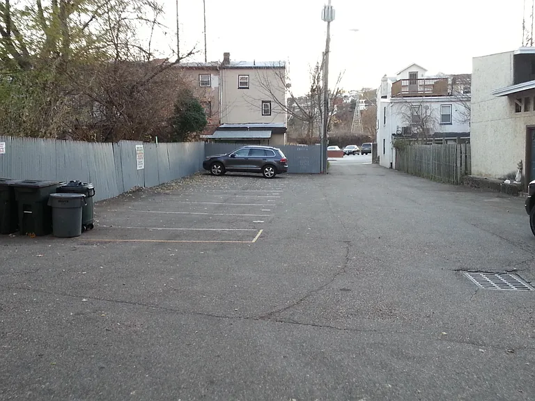 4700 Alden Ave #A — Photo 8