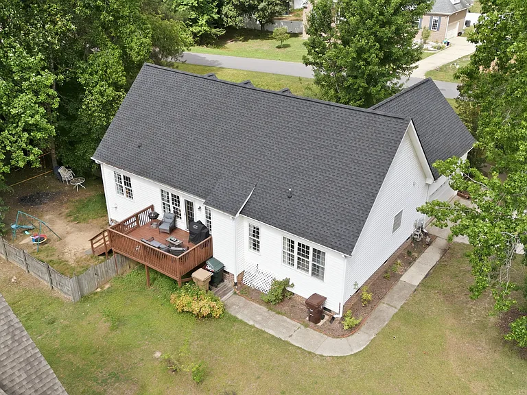 221 Black Forest Dr — Photo 12
