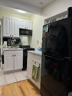 Rented by Oxford Property Group | media 29