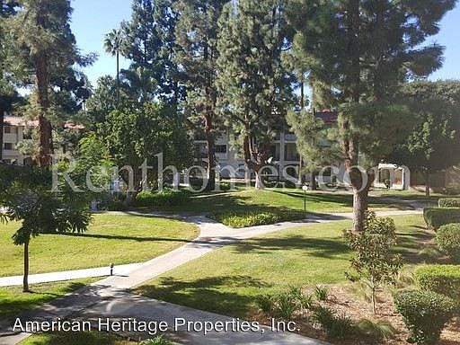5th image of 10797 San Diego Mission Rd Unit 208