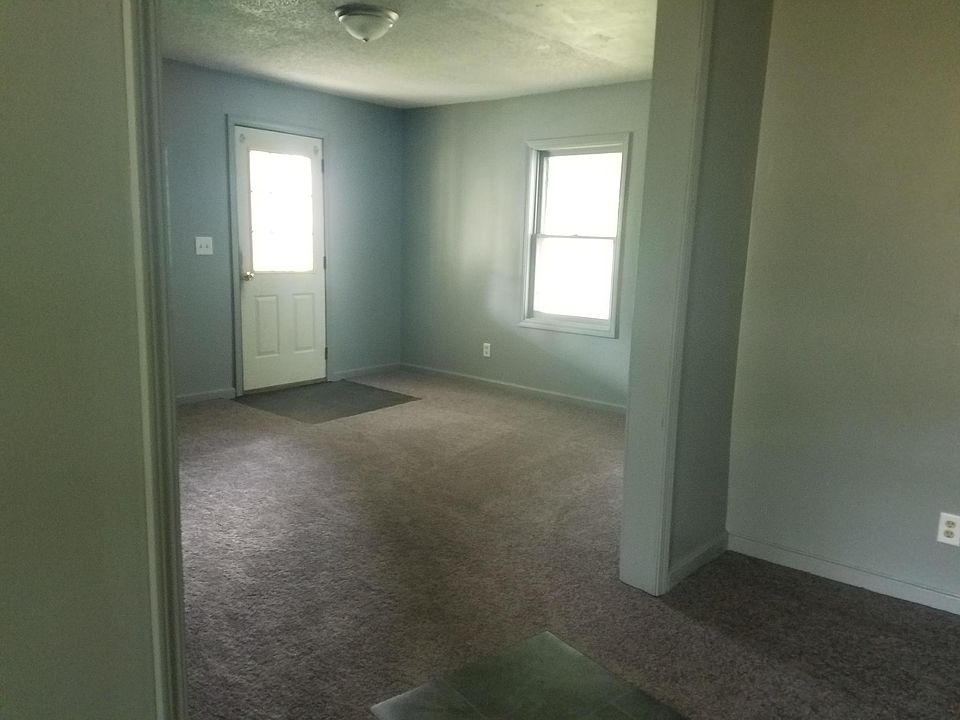 2nd image of 615 Madison Ave