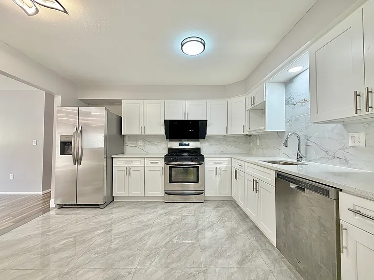 14 Mill Rd #2 — Photo 3