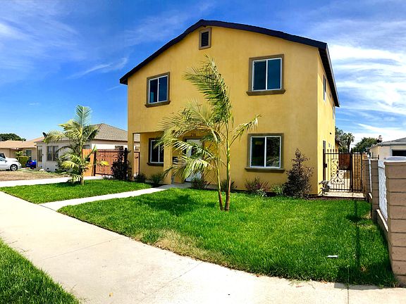 Front of the house 