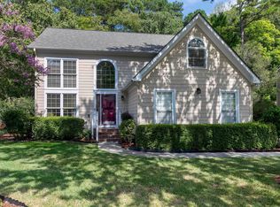 211 Covington Square Dr, Cary, NC 27513