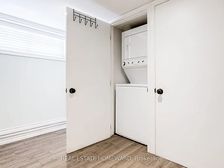 113 Porchester Dr #BASEMENT — Photo 29