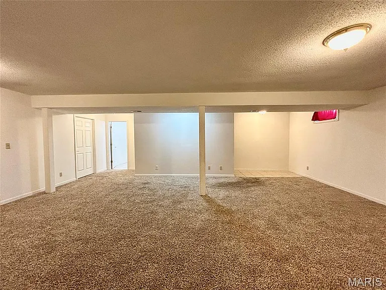 621 Jaime Lynn Ct — Photo 35