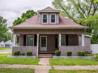 1320 S Stewart Ave, Sedalia, MO 65301