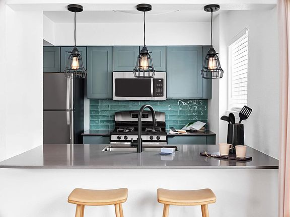4th image of 8051 Broadway St APT 101