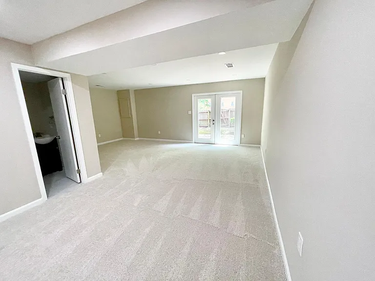 6882 Brian Michael Ct — Photo 11