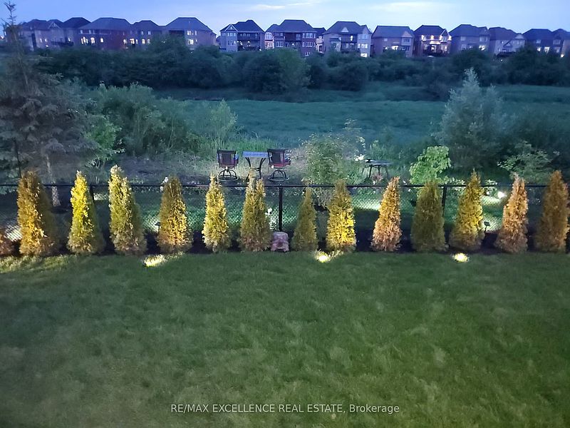 Brampton House for rent - 3 Bedrooms — photo 17