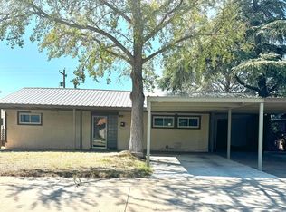 907 E Lincoln Rd, Hobbs, NM 88240