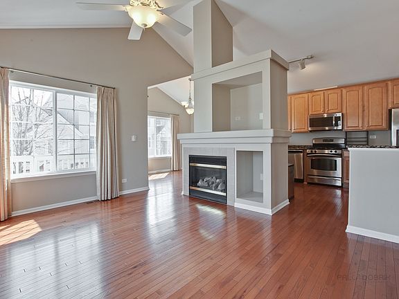 4th image of 587 Cary Woods Cir