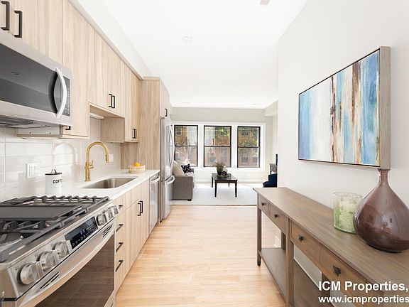 2nd image of 2529 N Campbell Ave #2