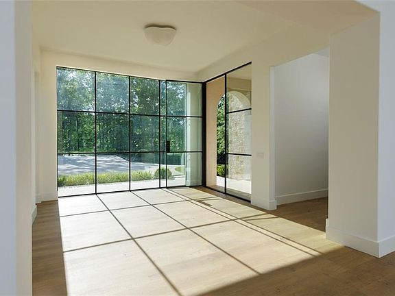 4th image of 3603 Knollwood Dr NW