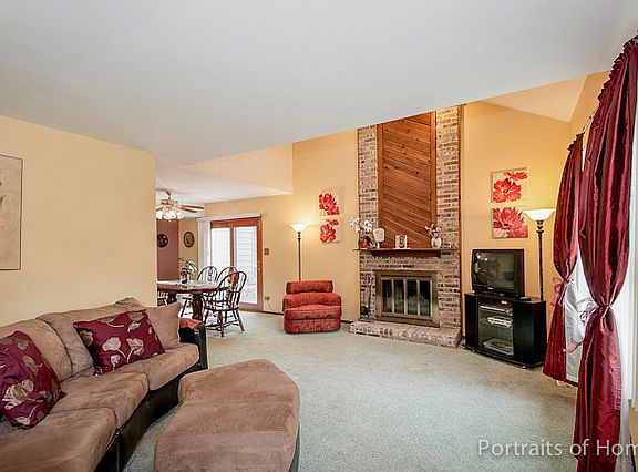 2nd image of 15513 Whitehall Ln #69-B