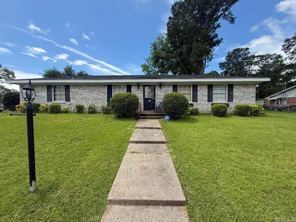 410 Hathaway Dr, El Dorado, AR 71730