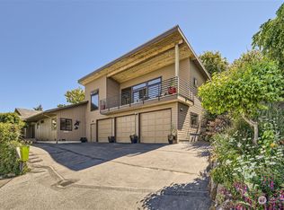 4322 29th Ave W, Seattle, WA 98199