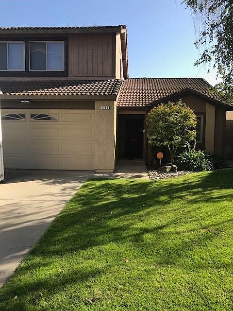 Zero lot line home located conveniently near shopping, west campus of MJC and near to highway 99 this easy care home features two first floor bedrooms and an upstairs owner's suite.