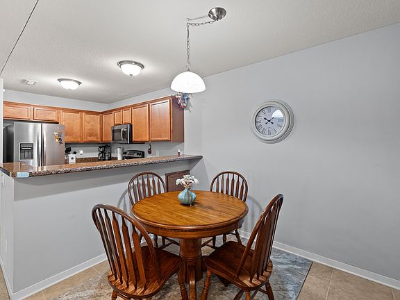 5th image of 4821 86th St APT 21