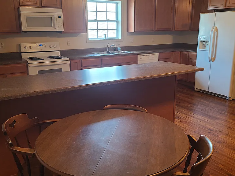 1232 N Oak St #1232 — Photo 7