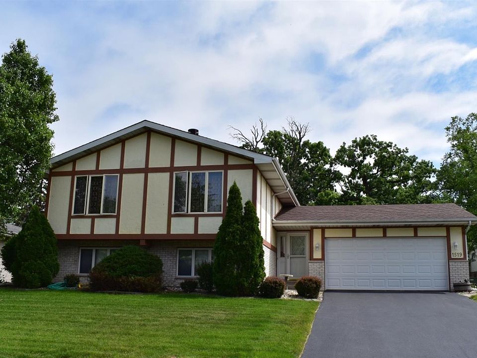 1st image of 1519 Shady Ln