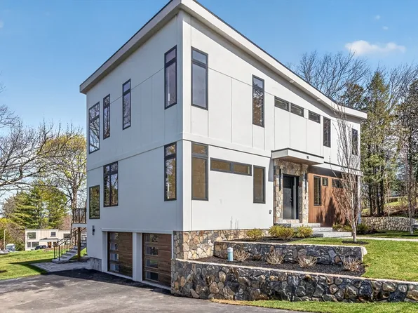 15 Bird Hill Rd, Lexington, MA 02421