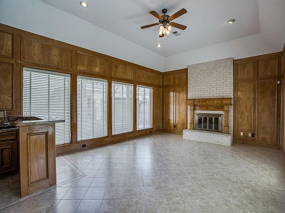 4th image of 1618 Chapelwood Ln