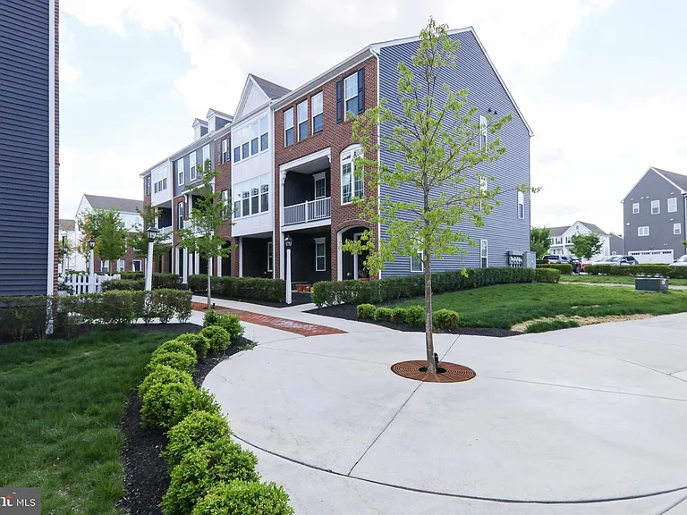 1317 Canning Way — Photo 8