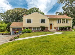 4 Cider Mill Rd, Peabody, MA 01960