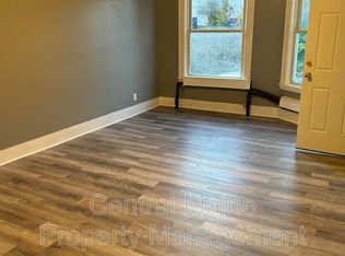 129 Oak St APT 1, Lewiston, ME 04240