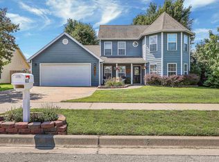 413 Brookridge Dr, Manhattan, KS 66502