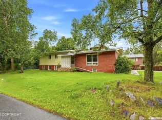 2732 Jefford Pl, Anchorage, AK 99517