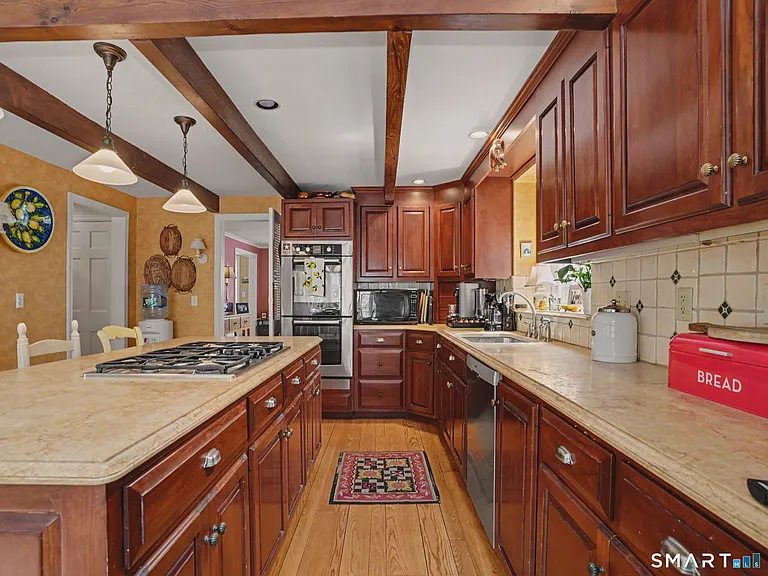 20 Chelsea St — Photo 11