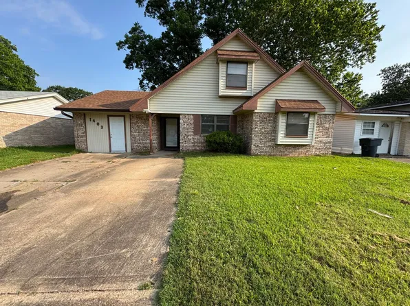 1403 Holiday Pl, Bossier City, LA 71112