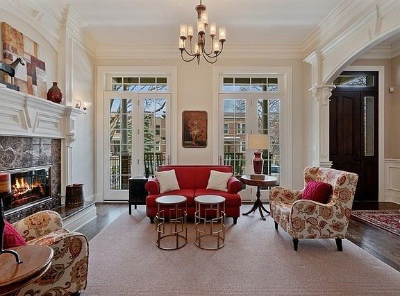 5th image of 2035 W Hutchinson St