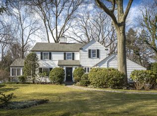 32 Ledgewood Rd, Bronxville, NY 10708