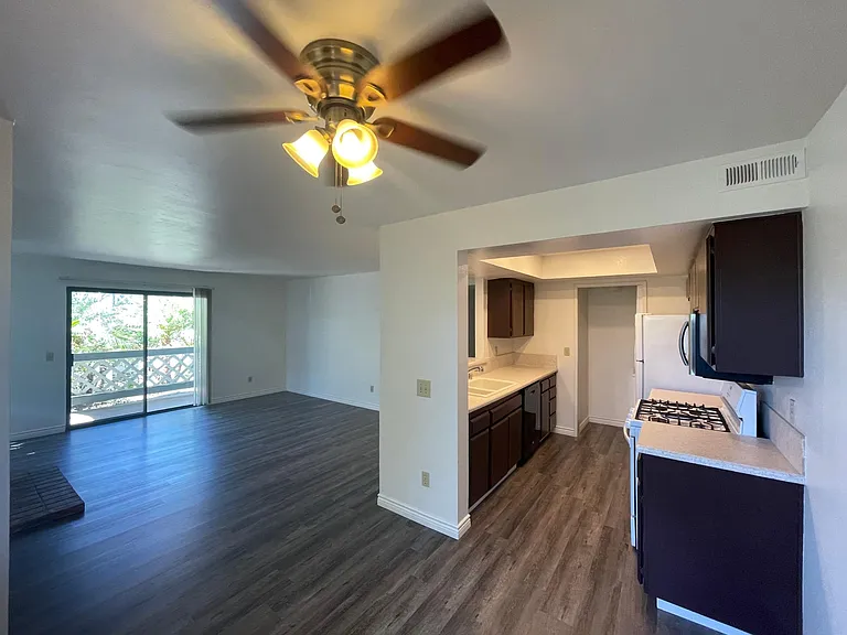 9322 Twin Trails Dr #103 — Photo 3