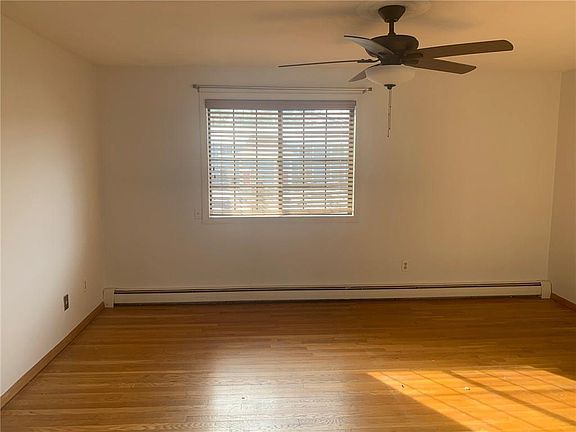 5th image of 1605 Douglas Ave #Townhouse 6