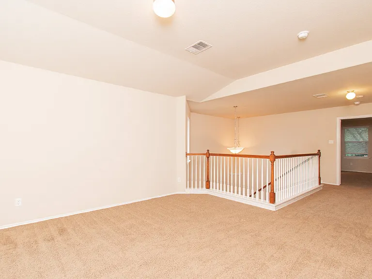 7109 Golden Oak Ln — Photo 13