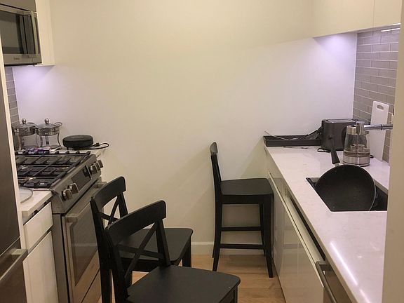 2nd image of 13835 39th Ave APT 10