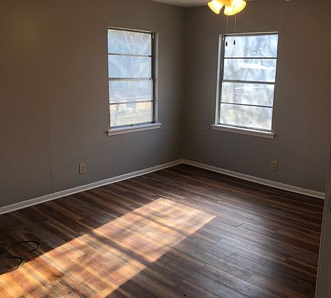 4th image of 1609 1st St #1