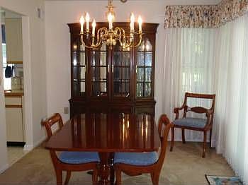4th image of 984A Buckingham Dr