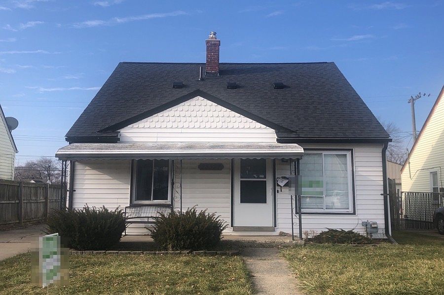 1st image of 28327 Essex St