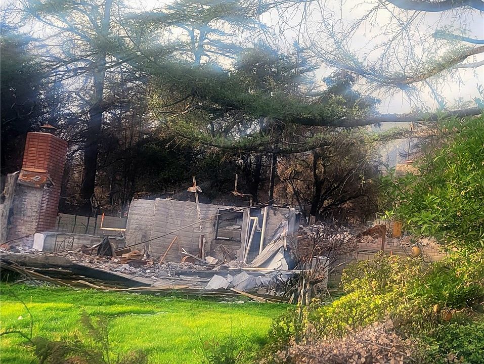1st image of 225 E Mariposa St Lot 22