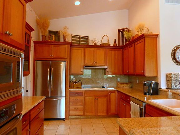 5th image of 2830 Blue Heron Ln