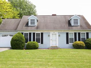 4 Anita Dr, Lititz, PA 17543